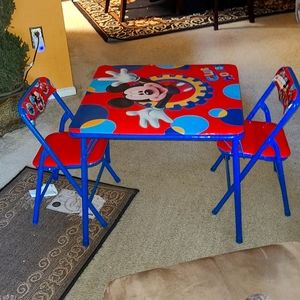 Table and chairs mickey mouse